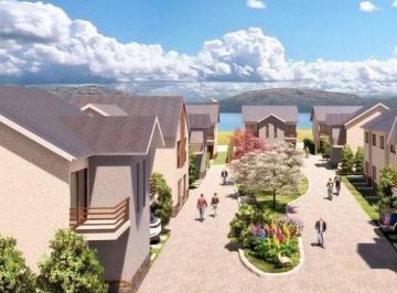 Casa · 71m² · 3 Ambientes · 1 Cochera · Fideicomiso - Dúplex - El Calafate