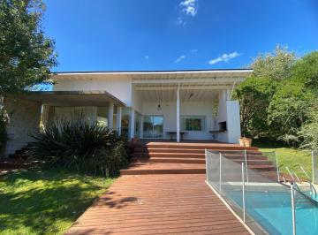Casa · 180m² · 5 Ambientes · 2 Cocheras · Cod 429 - Venta / Avutarda Entre Nogal y Mimbre - a 1 Cuadra de La Playa!