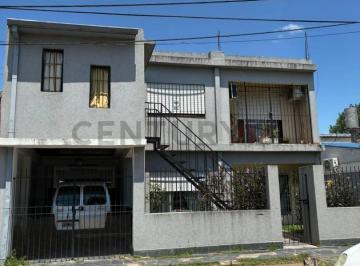 Casa · 173m² · 5 Ambientes · 4 Cocheras · Casa en Venta 5 Ambientes - Ing. Pablo Nogues - Malvinas Argentinas