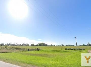 Campo · 58609m² · Campo en Venta - 58.609 m² - Luján