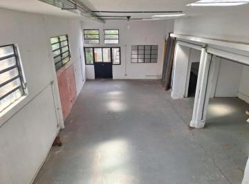 Bodega-Galpón de 4 ambientes, Parque Avellaneda · Galpon Contrafrente