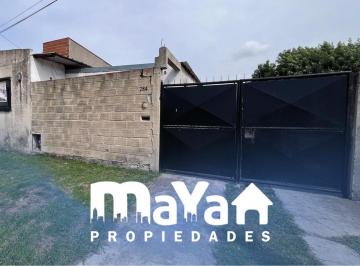 Casa · 108m² · 4 Ambientes · 1 Cochera · Casa en Venta