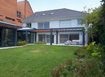 Casa · 509m² · 9 Ambientes · 2 Cocheras · Casa en Venta Martinez Libertador Al Rio Calle Muñiz 1300