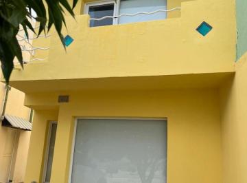 PH de 1 ambiente, Las Grutas · Duplex de Dos Dorm. con Patio y Parrilla con Vista Al Mar