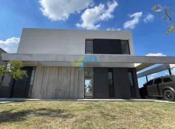 Casa · 190m² · 4 Ambientes · 2 Cocheras · Casa en Venta en San Sebastian - Area 12, San Sebastian, Escobar