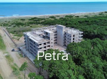 Departamento · 83m² · 3 Ambientes · Departamento Frente Al Mar en Venta. Villarobles - Mohana