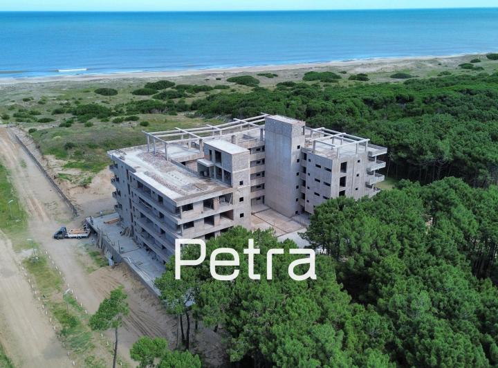 Departamento Frente Al Mar en Venta. Villarobles - Mohana