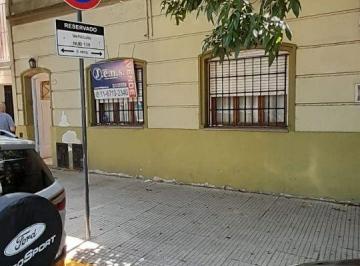 PH de 5 ambientes, Caballito · Excelente PH Al Frente en Caballito – Amplitud, Patio, Terraza y Quincho - 5 Ambientes