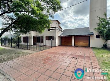 Casa · 370m² · 4 Dormitorios · 4 Cocheras · Casa en Alto Palermo | 4 Dorm., Pileta y Gran Terreno
