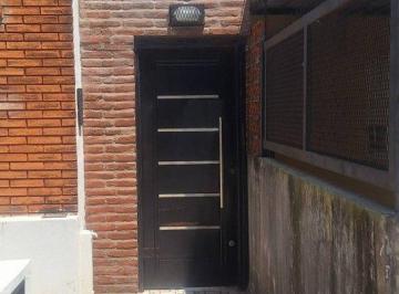 Casa · 65m² · 5 Ambientes · Casa Interna de 2 Dorm. a Estrenar