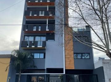Departamento de 1 ambiente, Quilmes · Monoambiente en Alquiler – Apto Profesional República del Líbano – 1° Piso Contrafrente