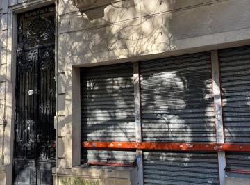 Depósito · 184m² · 5 Ambientes · Venta Local con Vivienda Tipo PH - Balvanera