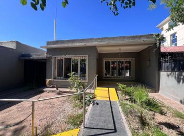 Casa de 6 ambientes, Ciudad de Mendoza · Casa en Venta en Quinta Sección, Ciudad.