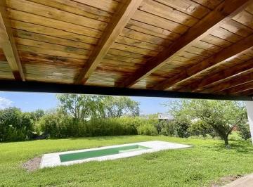 Casa · 255m² · 3 Dormitorios · 2 Cocheras · Venta Casa 3 Dorm. en Barrio Privado Causana con Escritura Vacia