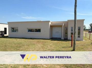 Quinta vacacional · 150m² · 5 Ambientes · Casa 5 Ambientes en Venta – Barrio Las Perdices 1