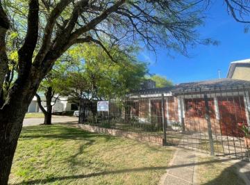 Casa de 5 ambientes, Río Segundo · Se Vende Casa en Rio Segundo 3 Dorm.