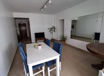 Departamento · 97m² · 4 Ambientes · Dto. 4 Amb. Al Frente 97 m². - La Perla