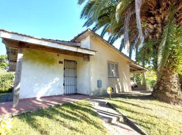 Casa · 77m² · 3 Ambientes · Casa + Dpto - Venta - Villa Gesell - Gas Natural