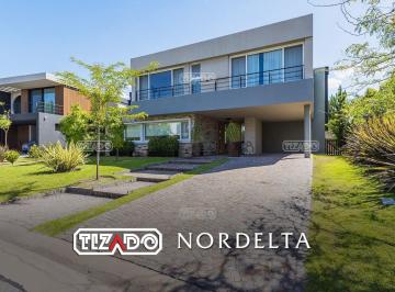 Casa · 279m² · 4 Ambientes · 2 Cocheras · Casa en Venta en Cabos del Lago, Nordelta, Tigre