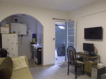 Departamento · 33m² · 2 Ambientes · Venta Departamento Dos Ambientes con Patio en Almagro