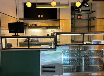 Local comercial de 1 ambiente, Núñez · Local Hecho a Nuevo en Pasaje Peatonal, Estación de Tren Rivadavia, Nuñez.
