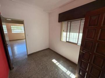Casa · 117m² · 4 Ambientes · Casa en Venta - 2 Dorm. 1 Baño - Pergamino