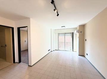 Departamento de 4 ambientes, Córdoba · Departamento Independencia 800. Nueva Córdoba. 1 Dormitorio