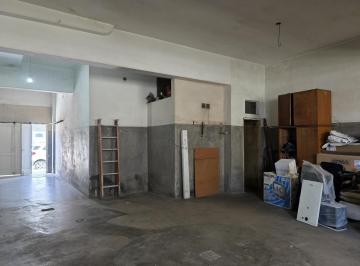Bodega-Galpón · 83m² · Venta Galpon Gerli Lanus