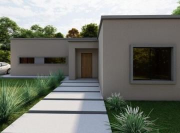 Casa · 170m² · 4 Ambientes · 4 Cocheras · Casa en Venta en Sebastian Area 8