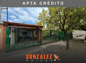 Casa · 140m² · 4 Ambientes · 1 Cochera · Casa en Ciudad Evita - 4 Amb y Piscina