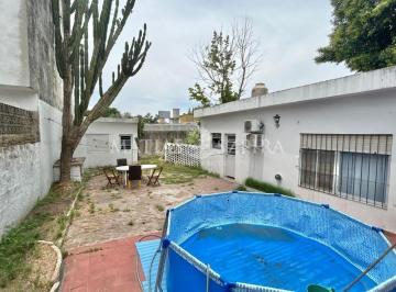 Casa · 166m² · 4 Ambientes · 1 Cochera · Venta Casa 4 Ambientes, Ideal Flia Numerosa, Aplio Patio, Apto Credito
