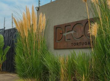Casa · 104m² · 4 Ambientes · 2 Cocheras · Casa en Venta - Decs Tortugas - Barrio Cerrrado