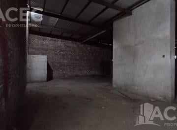 Bodega-Galpón · 200m² · 1 Ambiente · Venta / Permuta - Galpón - Barrio La Tablada