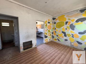 Casa · 63m² · 3 Ambientes · Casa en Venta - 2 Dorm. 1 Baño - La Matanza