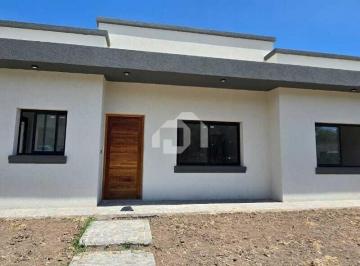 Casa · 144m² · 5 Ambientes · 2 Cocheras · Casa en Venta en San Pablo, Pilar, G. B. a. Zona Norte