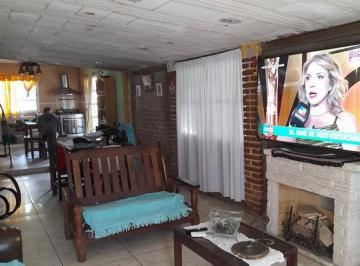 Casa de 6 ambientes, Piñero · Vendo Casa de Campo con Pileta en Localidad Piñeiro. escuchamos Oferta Razonable
