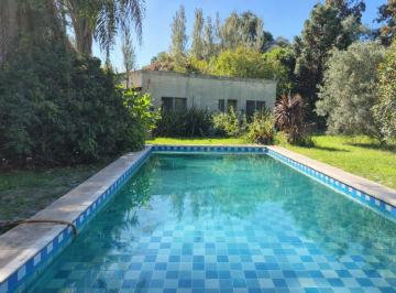 Casa · 210m² · 4 Ambientes · 1 Cochera · Venta Casa con Pileta Exaltación de La Cruz Cardales Cardales