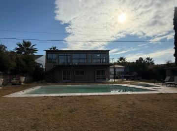 Casa de 8 ambientes, Ciudad de Mendoza · Se Vende Casa en Bº Dalvian con Piscina