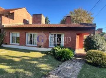 Casa · 124m² · 4 Ambientes · 1 Cochera · Casa en Venta en Champagnat, Pilar, G. B. a. Zona Norte