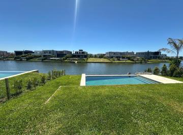 Casa · 309m² · 6 Ambientes · 4 Cocheras · Casa en Venta Al Agua en Carpinchos