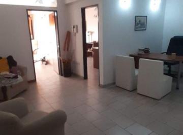 Departamento de 3 ambientes, Lomas de Zamora · Departamento 3 Ambientes con Cochera Lomas de Zamora Apto Profesional