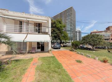 Foto1 · Dúplex en Av Italia - Punta del Este, 4 Dorm.