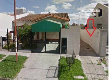 Casa de 4 ambientes, Luján · Casa Centrica, Zona Estacion de Tren, Luján (Ba).
