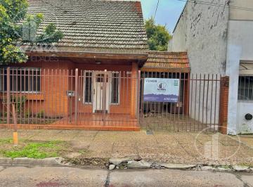 Casa · 190m² · 4 Ambientes · 2 Cocheras · Casa 4 Ambientes en Lote Propio en Venta