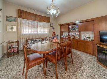 PH de 4 ambientes, Tres de Febrero · Venta PH 4 Ambientes en Caseros