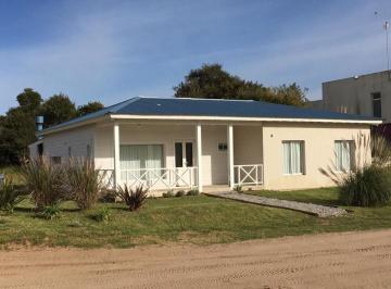 Casa de 4 ambientes, Costa Esmeralda · Casa en Venta en Costa Esmeralda - Sector Senderos 1 - Lote 84