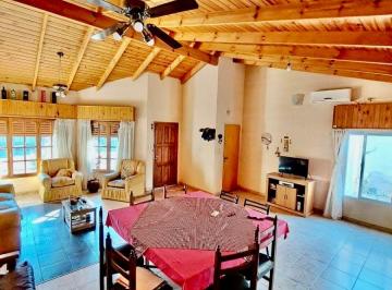 Casa de 4 ambientes, Bahía Blanca · Hermosa Casa en Venta - 3d 2b - Paunero 1300