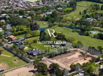 Terreno · 2051m² · Venta Lote / Terreno en Club de Campo Los Pinguinos