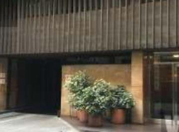 Garage , San Nicolás · Cochera de 10 m² en Alquiler en San Nicolás
