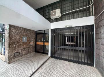 Departamento · 75m² · 4 Ambientes · 1 Cochera · Departamento Mitre 500. Centro, Parque España. Apto Credito. con Cochera